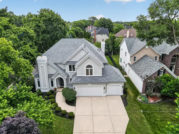 701 S Wilmette Ave, Westmont, IL 60559