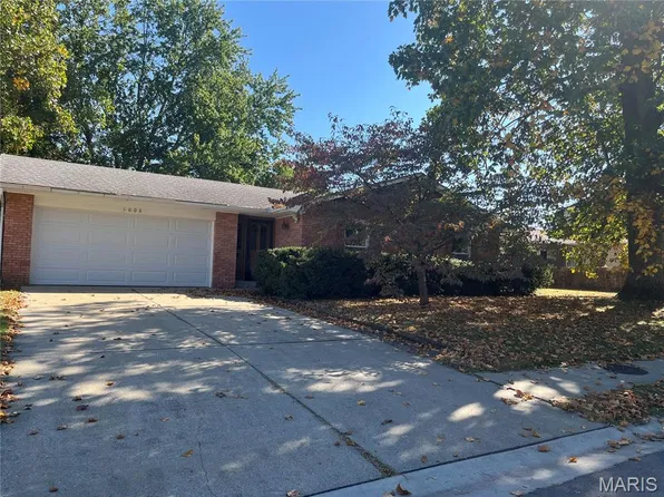1008 Nancy Dr, O Fallon, IL 62269