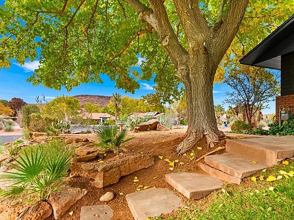 4th image of 3009 S Jacob Hamblin Dr