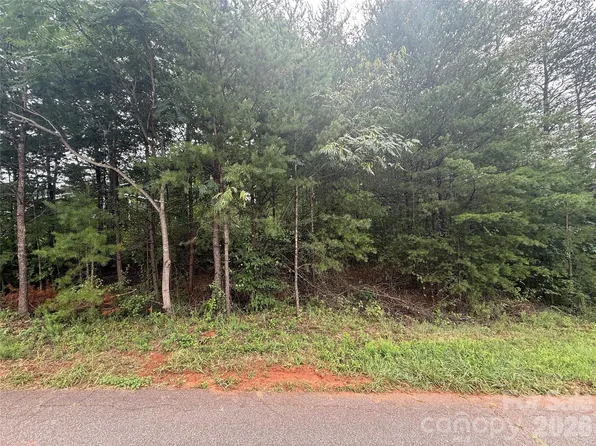 4356 Belmont Dr, Morganton, NC 28655