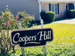 4051 Coopers Hill Dr SE, Smyrna, GA 30080