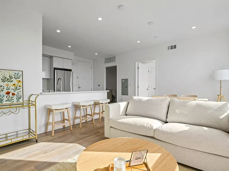 4804 Oakwood Digitally Staged Living Room
