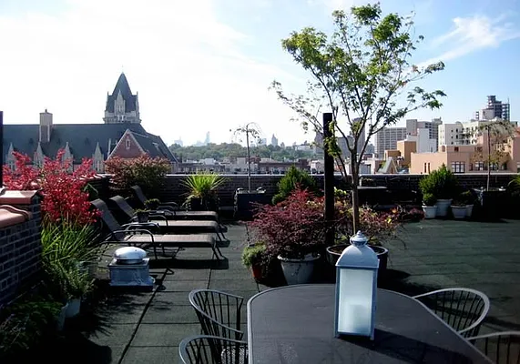 Rented by Town Residential | media 5