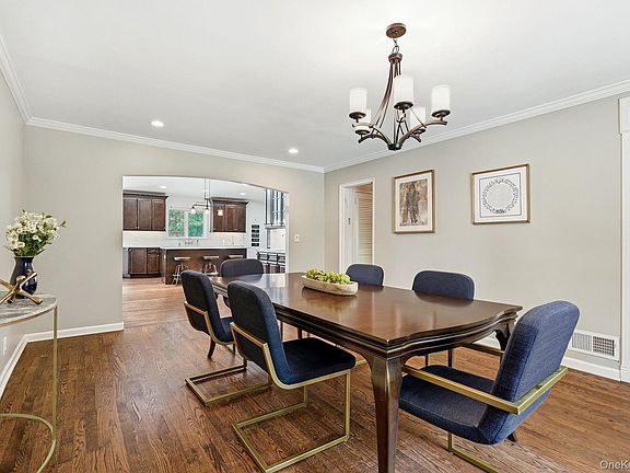 5th image of 36 Stratford Road