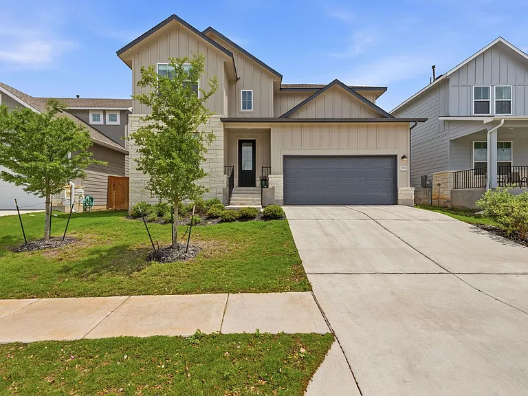 1102 Sage Thrasher Cir — Photo 2