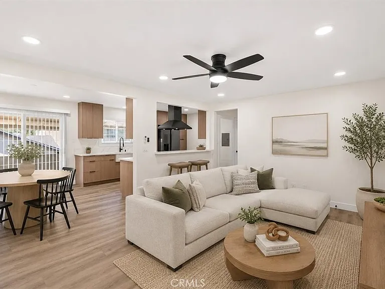 220 N Monte Vista St #C — Photo 1