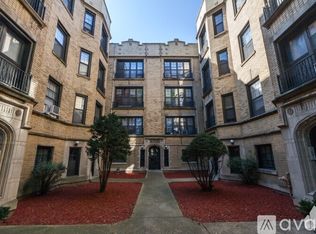 6364 N Hermitage Ave #66-1, Chicago, IL 60660