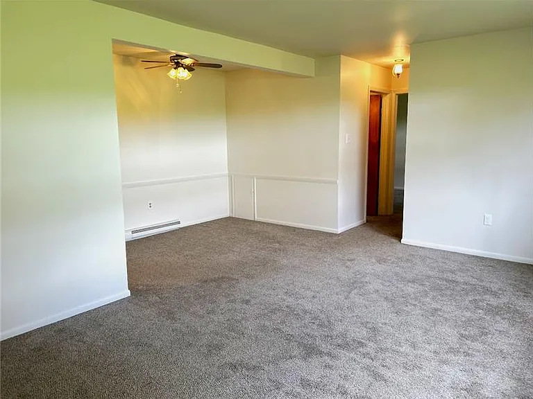 401 Colonial Dr #6 — Photo 8