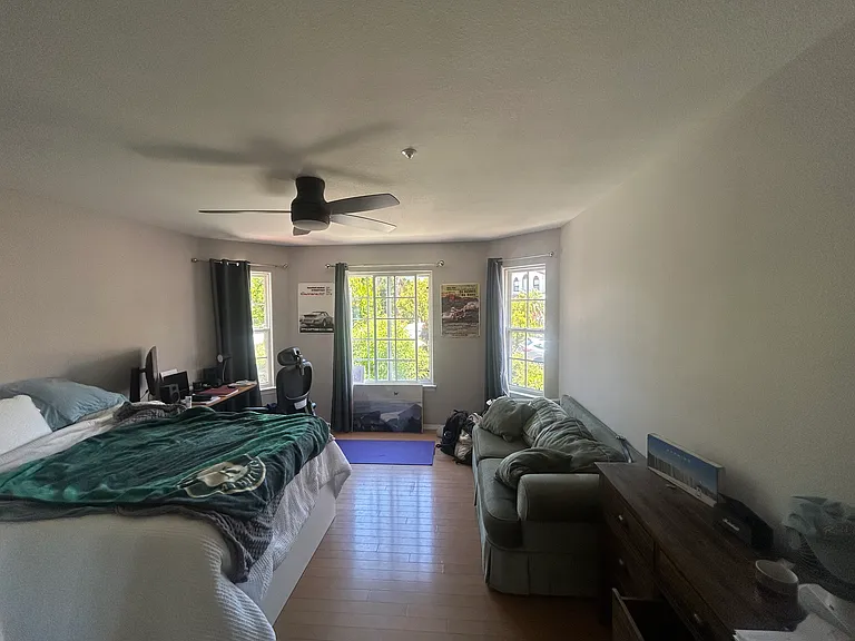 136 Cerro Ct — Photo 4