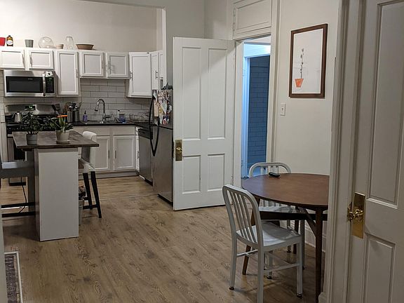 3rd image of 1506 Lincoln Ave #1