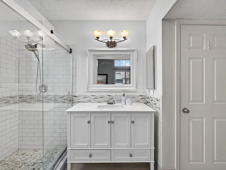 1609 Mizzenmast Way #1609 — Photo 24