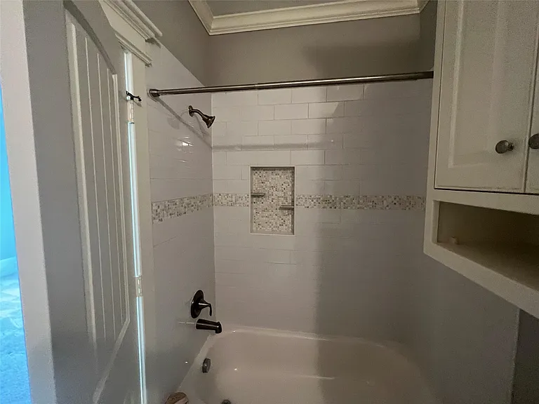 238 W 24th St — Photo 10