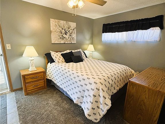 2nd image of 1442 Nichols Rd #D301