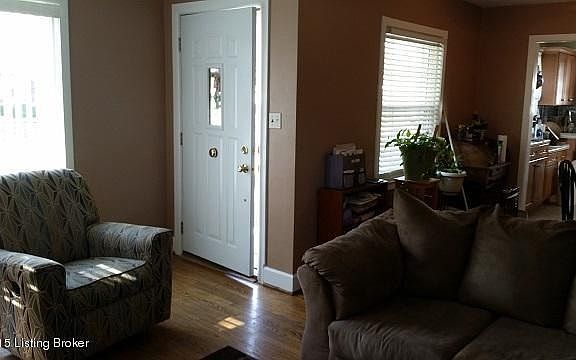 Open to to Dinning area