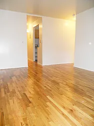 Rented by DSA Realty Midtown West