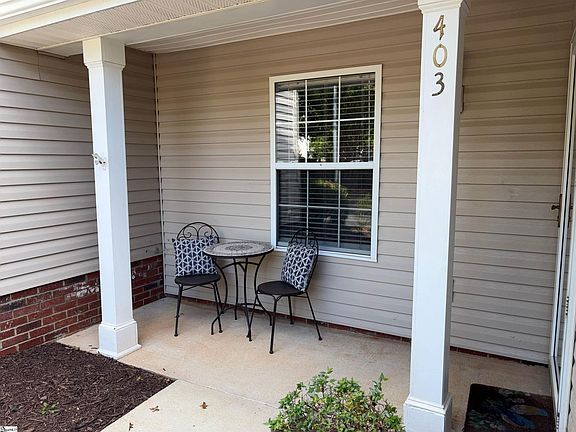 2nd image of 403 Riverside Towne Cir