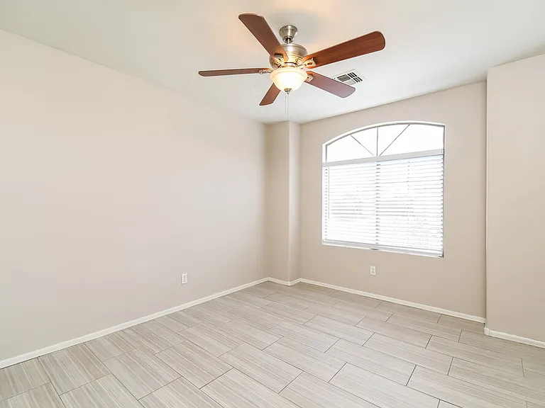 2460 W Tanner Ranch Rd — Photo 12