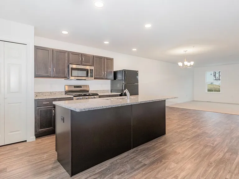 9 Meredith Way — Photo 2