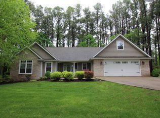 17782 E Shadow Lake Rd, Mount Vernon, IL 62864