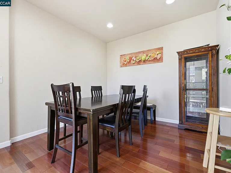 165 Paddington Ct — Photo 13