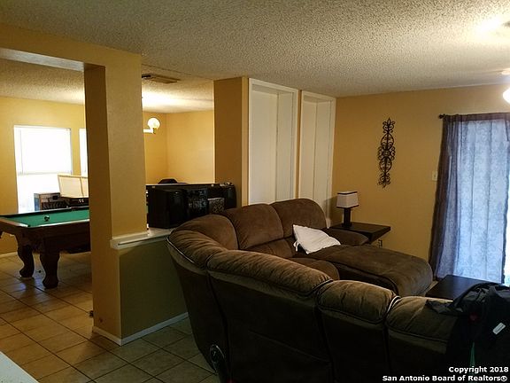 5th image of 15411 Legend Springs Dr