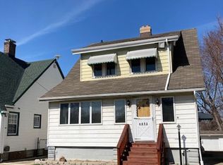 8813 Vineyard Ave, Cleveland, OH 44105