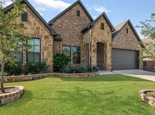 5102 Santa Rosa Dr, Arlington, TX 76060