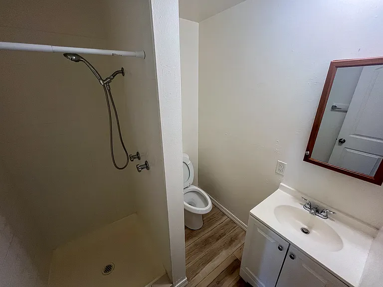 3201 Adeline St #9 — Photo 4