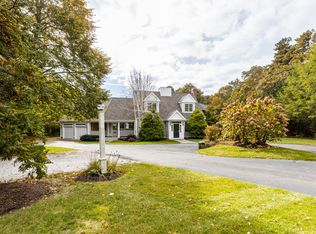 47 Farm Valley Rd, Osterville, MA 02655