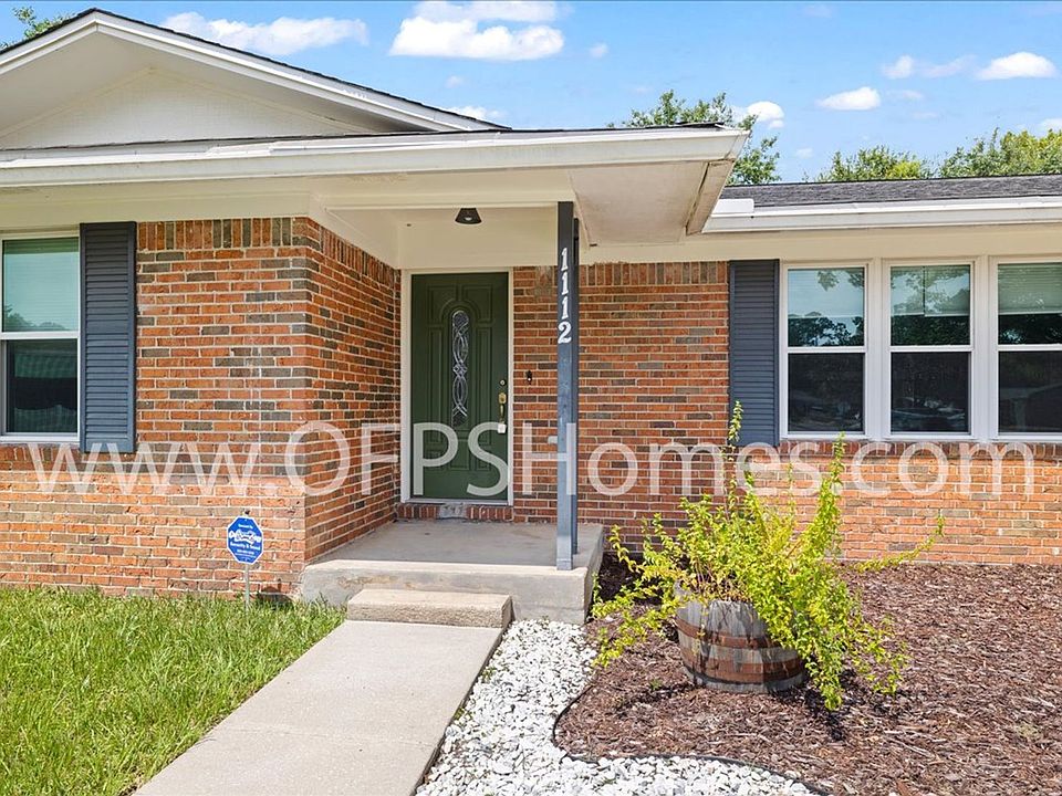1st image of 1112 Coral Dr