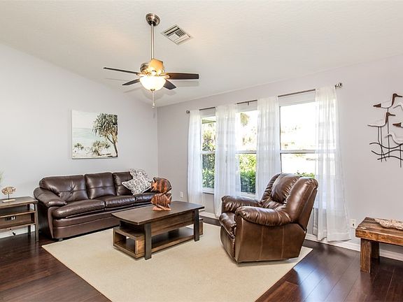 4th image of 168 Midvale Ter