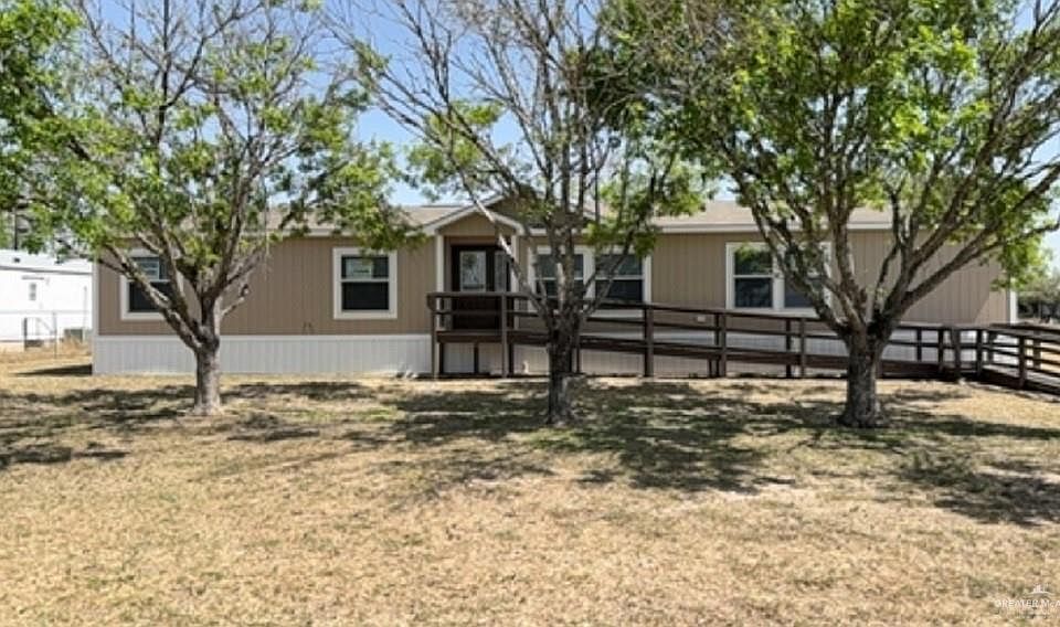 1st image of 3002 Nikki Ln