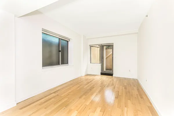 Rented by Halstead Real Estate | media 10