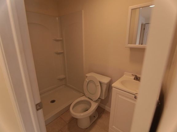 5th image of 1915 N Gratz St APT 1