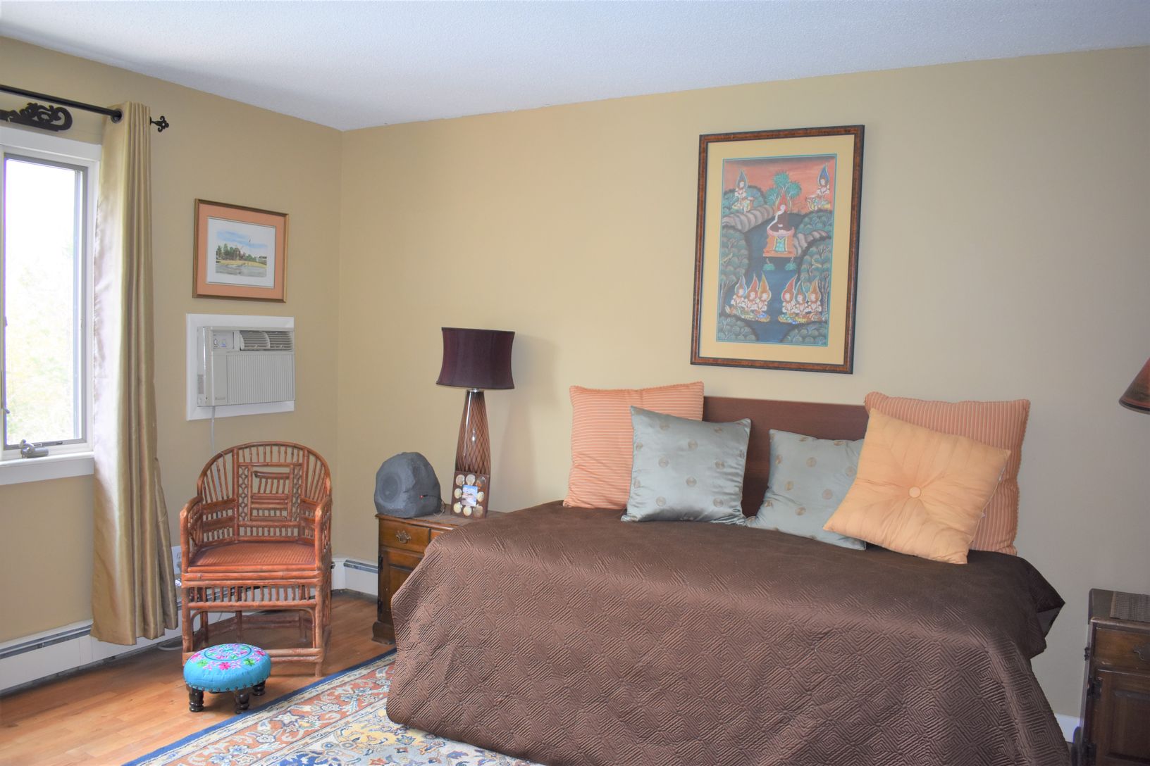  Bedroom with Trundle