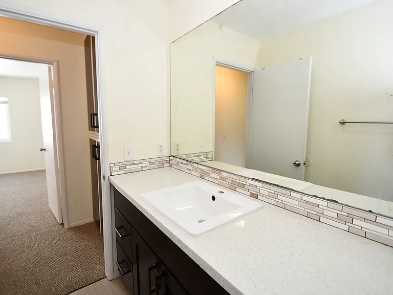 2028 Andreo Ave #2028 — Photo 11
