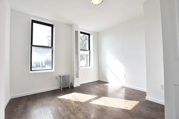 Rented by Bold New York | media 5