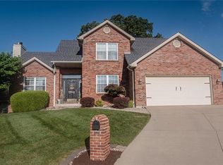 975 Dunberry Dr, O Fallon, IL 62269