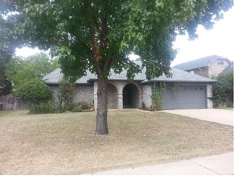 1st image of 1816 Forestdale Dr