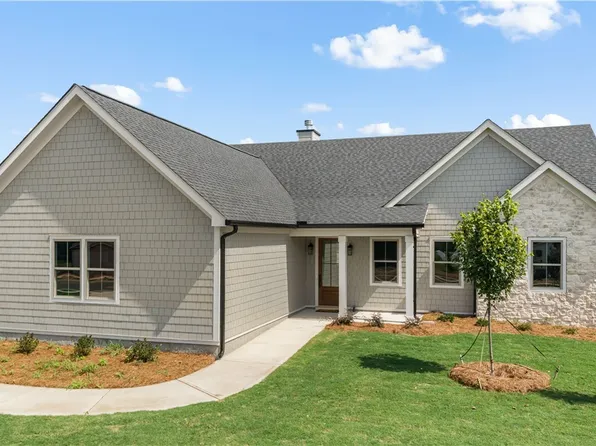 1091 Madison Hill Drive, Madison, GA 30650