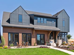 5284 Rolling Hills Pkwy, Victoria, MN 55318