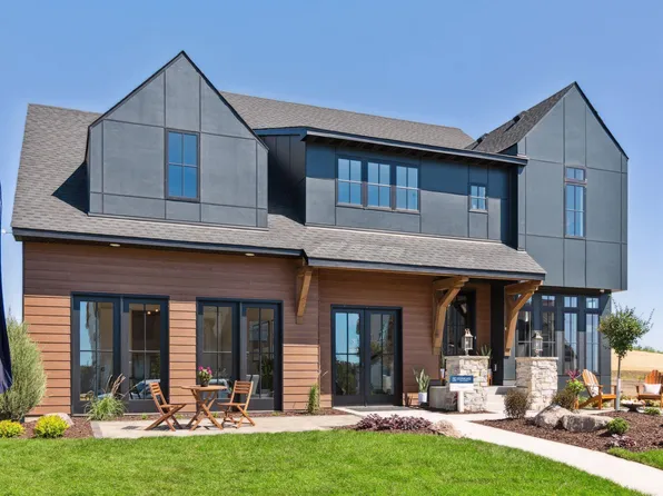 5284 Rolling Hills Pkwy, Victoria, MN 55318