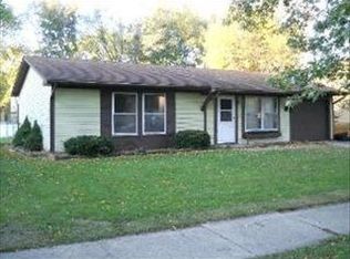 851 Tamms Ln, Bolingbrook, IL 60440