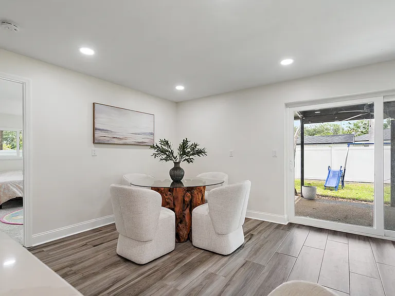 5273 Denver St NE — Photo 10