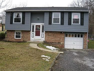 1st image of 105 Pheasant Dr
