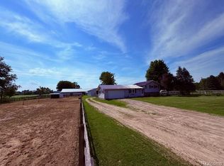 3120 Bruisee Rd, Caro, MI 48723