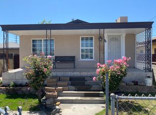 711 N Van Ness Ave, Compton, CA 90221
