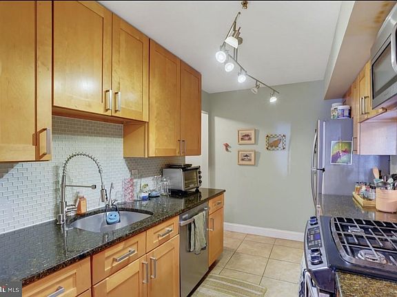 3rd image of 2906 Waters Edge Dr #263