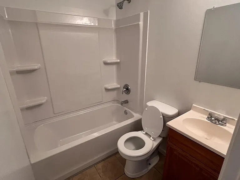 138 Work Dr — Photo 32