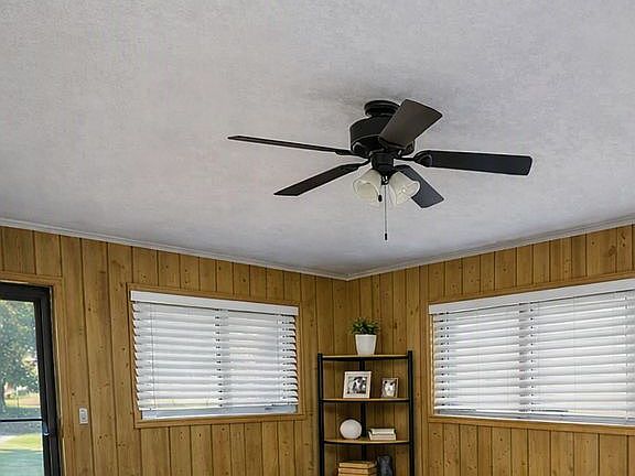 deck access from family room